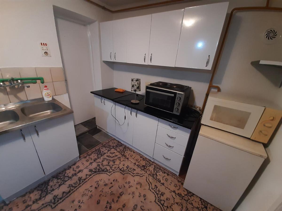 Sprat Kuce Apartment ซาราเยโว ภายนอก รูปภาพ